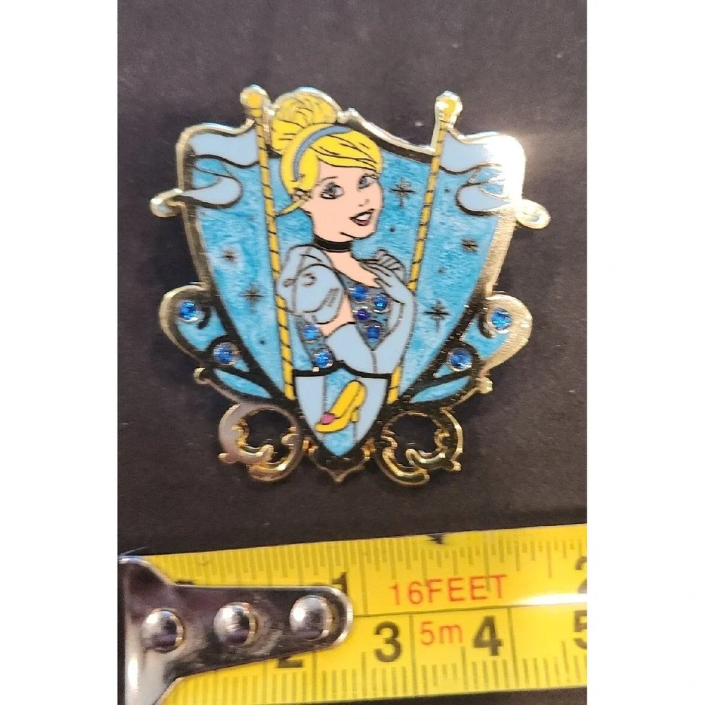 Disney Pin Cinderella Princess Jeweled Crest Shield AP‎ Artist Proof 00000